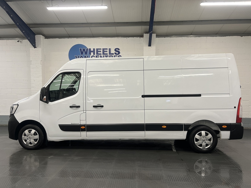 Renault Master Master 2.3 Dci 35 Business Fwd Lwb Medium Roof Eu YF72UHS White #2