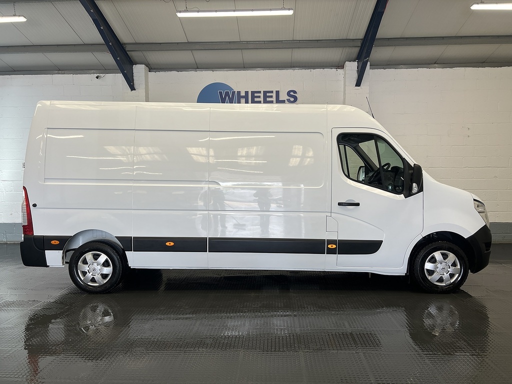 Nissan InterStar Interstar 2.3 Dci 35 Acenta Fwd L3 H2 Euro 6 WD72EZP White #6