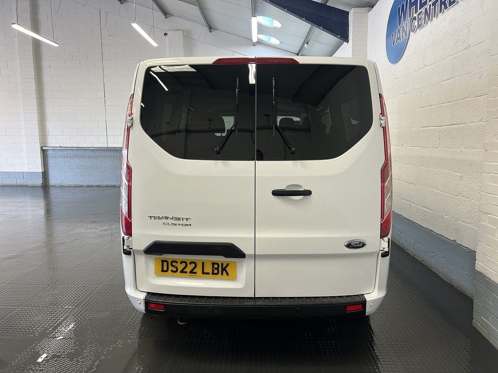 Ford Transit Custom Transit Custom 2.0 320 Ecoblue Trend Kombi L2 H1 E DS22LBK White #4