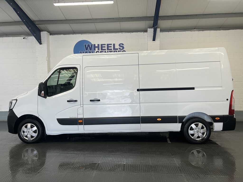 Renault Master Master 2.3 Dci 35 Business Fwd Lwb Medium Roof Eu HT23KKO White #2