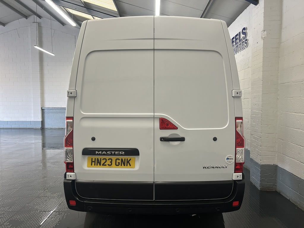 Renault Master Master 2.3 Dci 35 Business Fwd Lwb Medium Roof Eu HN23GNK White #4