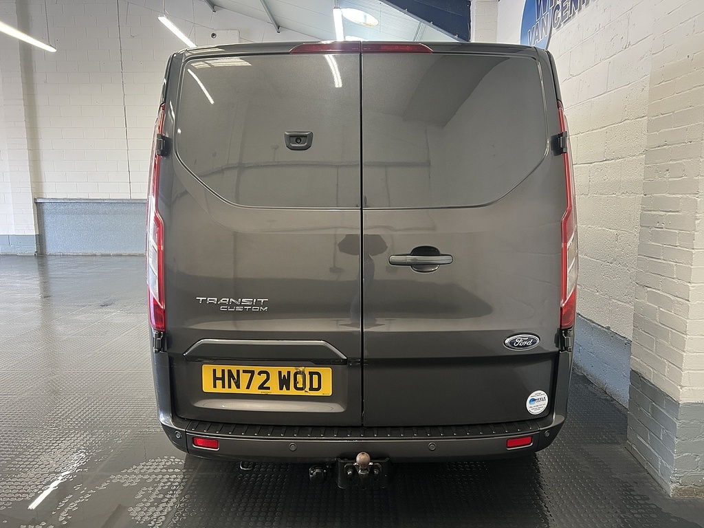 Ford Transit Custom 2.0 320 Ecoblue Limited Panel Van HN72WOD Grey #4