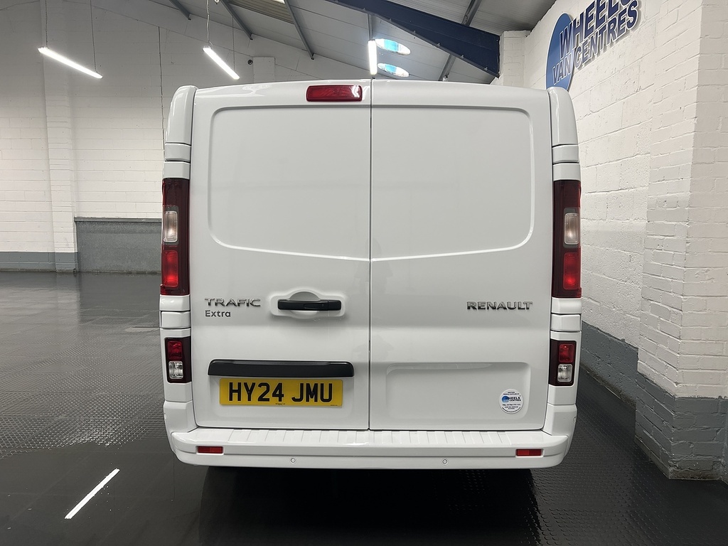 Renault Trafic 2.0 Dci Blue Ll30 Extra Panel Van Manua HY24JMU White #4