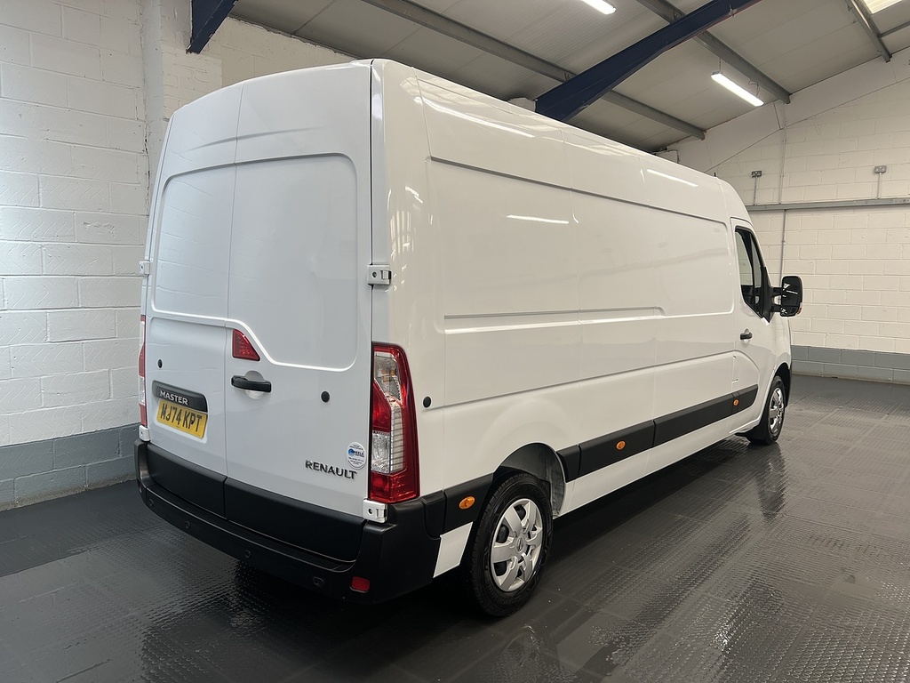 Renault Master 2.3 Dci 35 Advance Panel Van Fwd MJ74KPT White #5