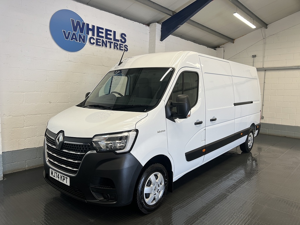 Renault Master 2.3 Dci 35 Advance Panel Van Fwd White