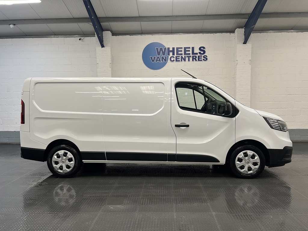 Renault Trafic 2.0 Dci Blue Ll30 Advance Panel Van Man HY24JHZ White #6