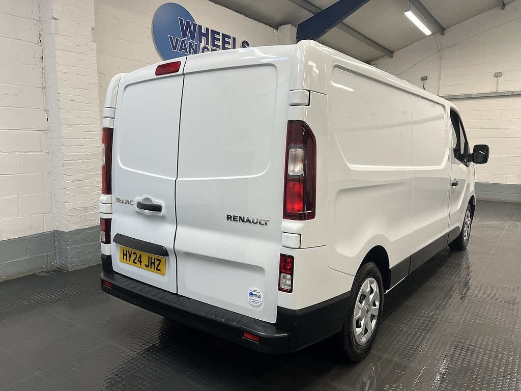 Renault Trafic 2.0 Dci Blue Ll30 Advance Panel Van Man HY24JHZ White #5