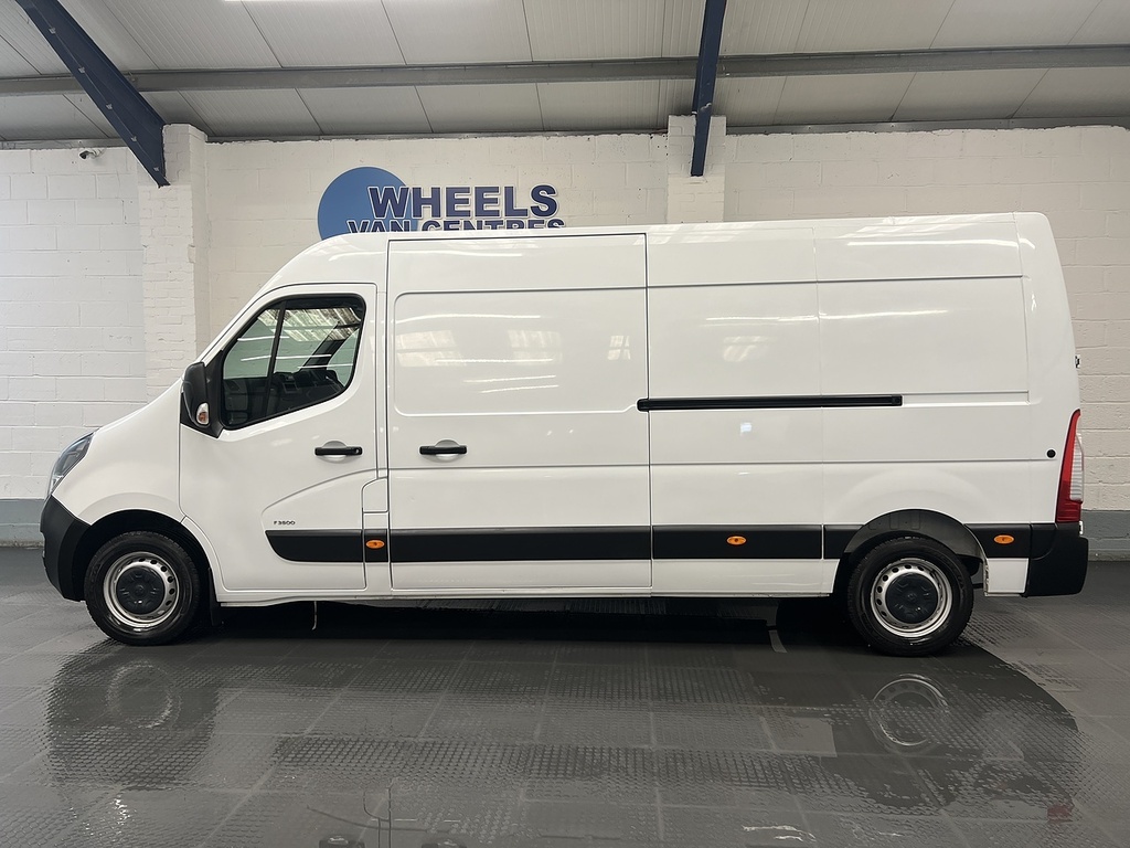 Vauxhall Movano 2.3 Cdti 3500 Biturbo Edition Panel Van DN71FDC White #2