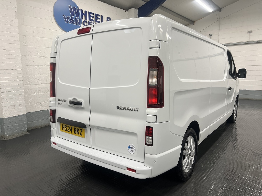 Renault Trafic 2.0 Dci Blue Ll30 Extra Panel Van Manua HS24BKZ White #5