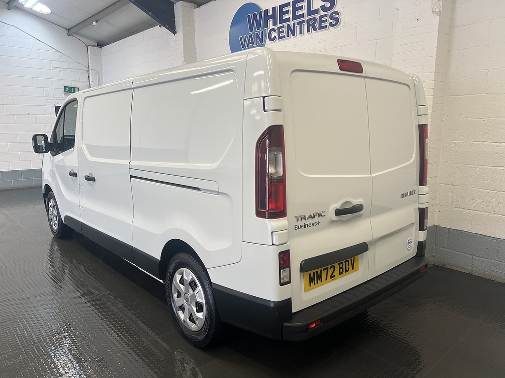 Renault Trafic 2.0 Dci Blue Ll30 Business Panel Van M MM72BDV White #3