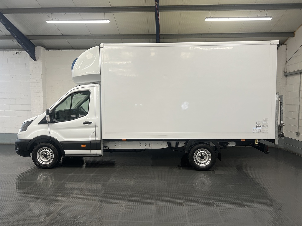 Ford Transit Custom 350 Ecoblue Leader 2.0 Luton DL24XWO White #2