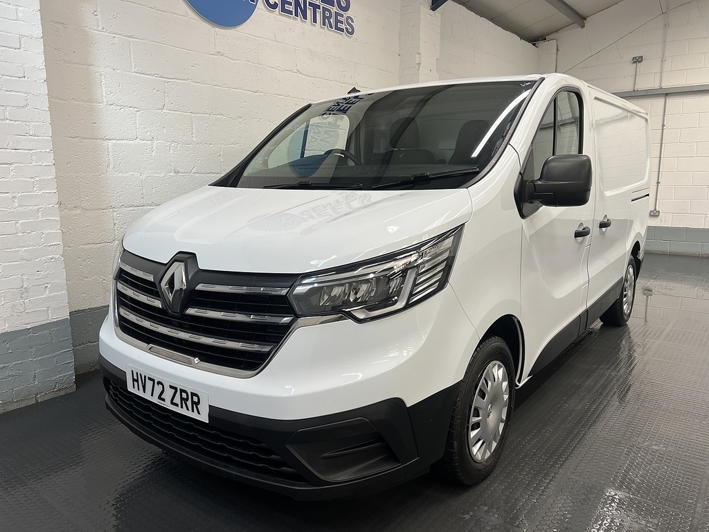 Renault Trafic 2.0 Dci Blue Sl28 Business Panel Van M White