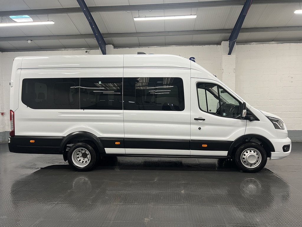 Ford Transit Custom 2.0 460 Ecoblue Limited Minibus Double Cab Die DS74GZD White #6