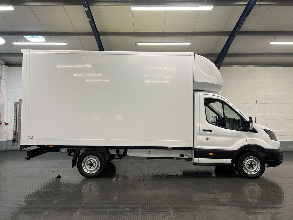 Ford Transit Custom 350 Ecoblue Leader 2.0 Luton DN24FYF White #4