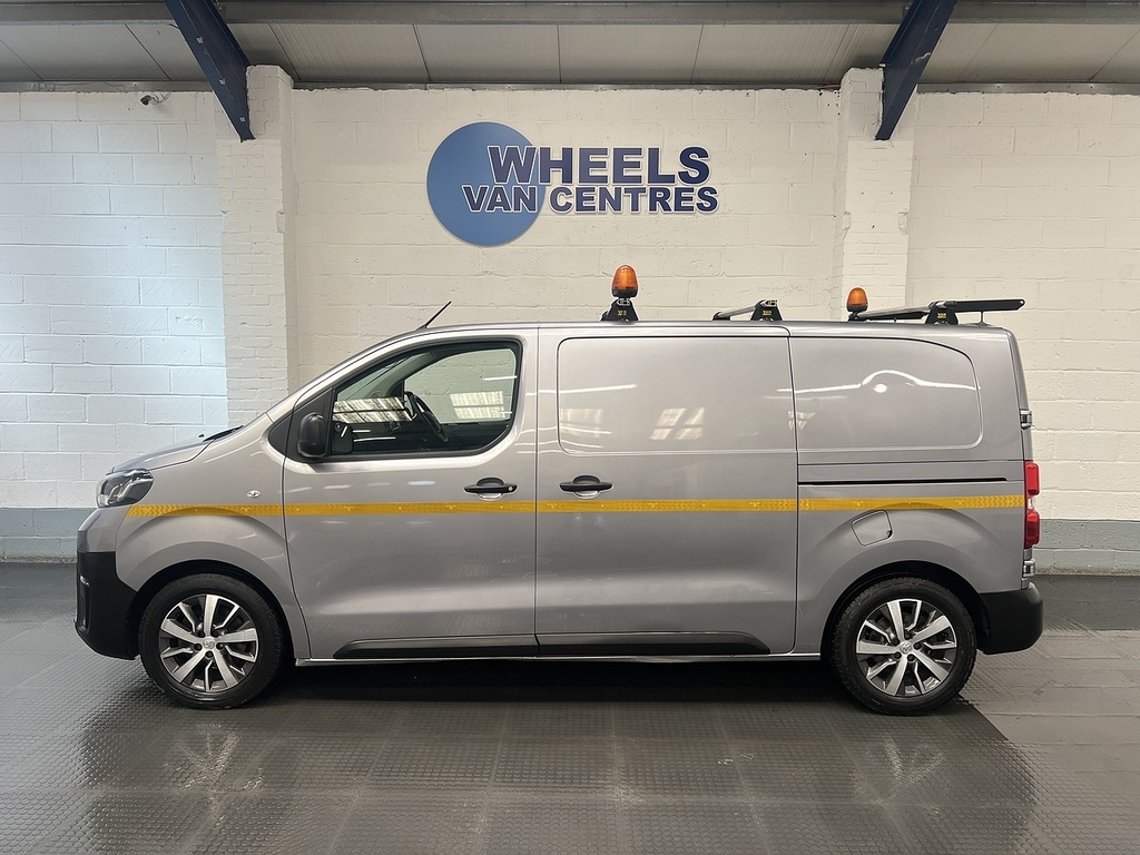 Toyota PROACE 1.5D Icon Medium Panel Van 6Dr Mwb E Grey #2