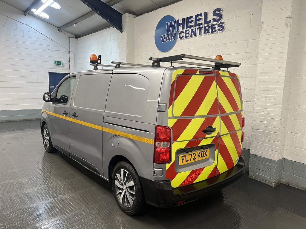 Toyota PROACE 1.5D Icon Medium Panel Van 6Dr Mwb E Grey #3