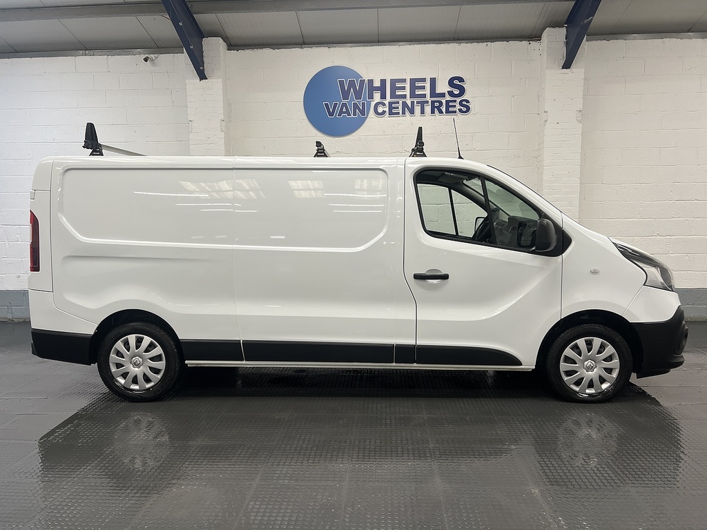 Renault Trafic 2.0 Dci Energy 30 Business Panel Van M HN71XMF White #6