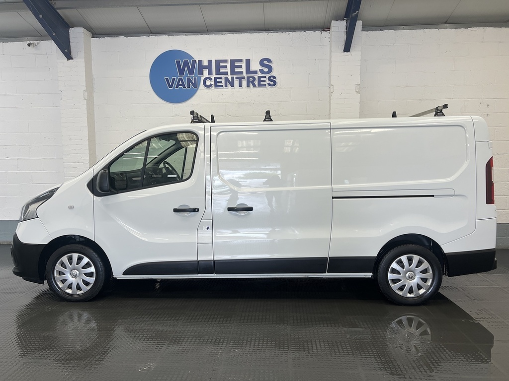 Renault Trafic 2.0 Dci Energy 30 Business Panel Van M HN71XMF White #2