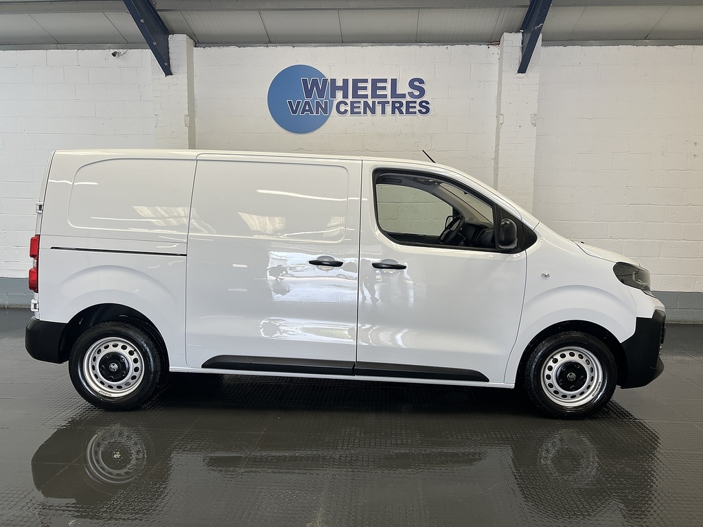 Vauxhall Vivaro 1.5 Turbo D Prime Panel Van 6Dr Swb DS24SDV White #6