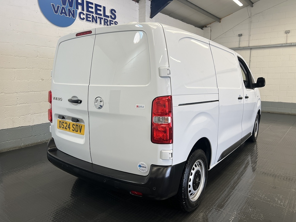 Vauxhall Vivaro 1.5 Turbo D Prime Panel Van 6Dr Swb DS24SDV White #5