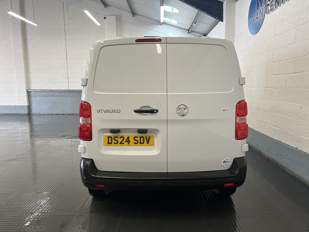 Vauxhall Vivaro 1.5 Turbo D Prime Panel Van 6Dr Swb DS24SDV White #4