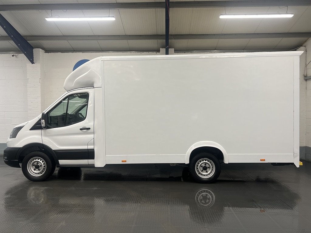 Ford Transit Custom 350 Ecoblue Leader 2.0 Luton BP72HBZ White #2