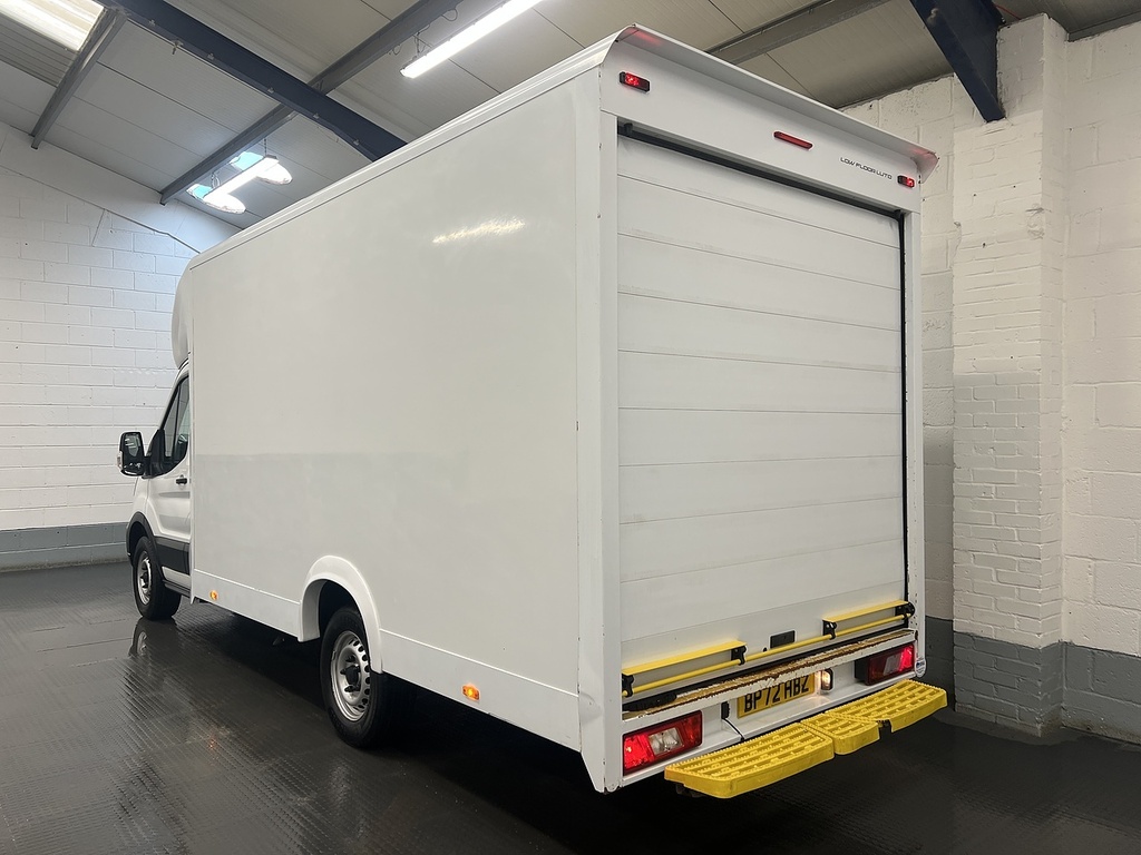 Ford Transit Custom 350 Ecoblue Leader 2.0 Luton BP72HBZ White #3