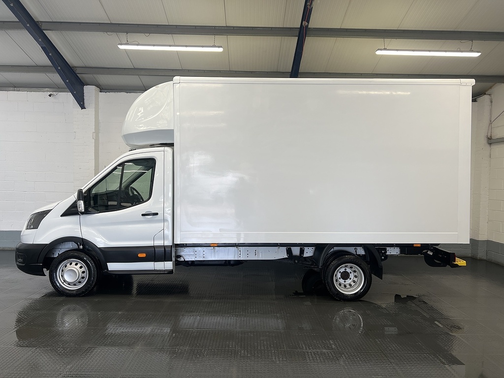 Ford Transit Custom 350 Ecoblue Leader 2.0 Luton WR74GVW White #2