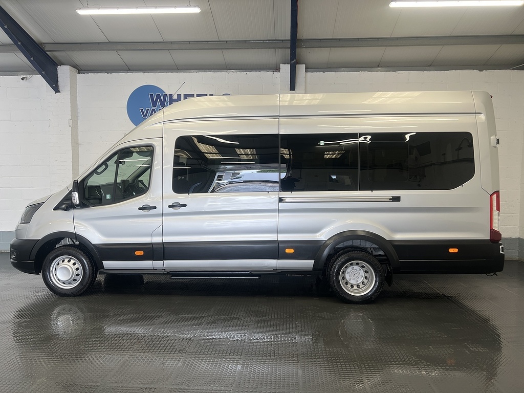 Ford Transit Custom 2.0 460 Ecoblue Trend Minibus Double Cab Diese DT24UEK Silver #2