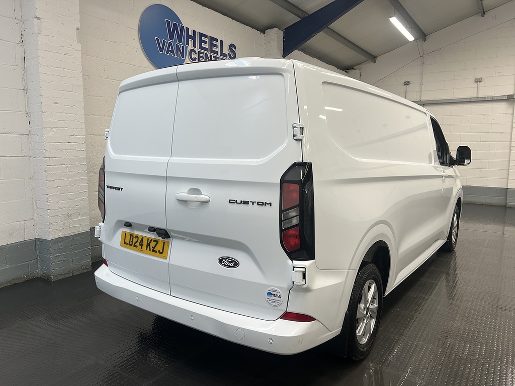 Ford Transit Custom 2.0 300 Ecoblue Limited Panel Van Manua LD24KZJ White #5