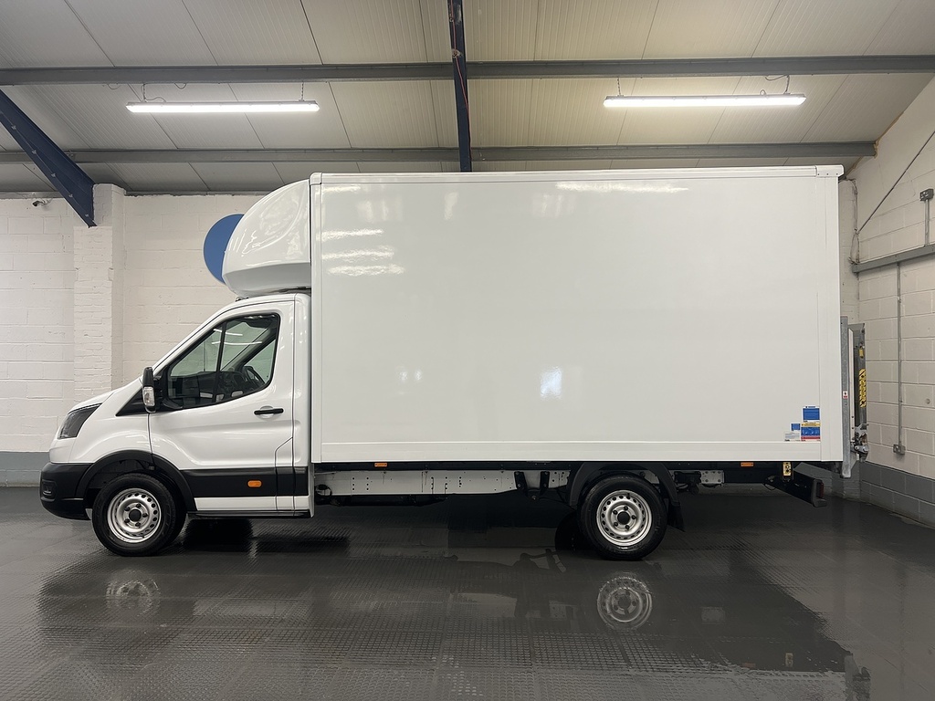 Ford Transit Custom 350 Ecoblue Leader 2.0 Luton LE72HUJ White #2