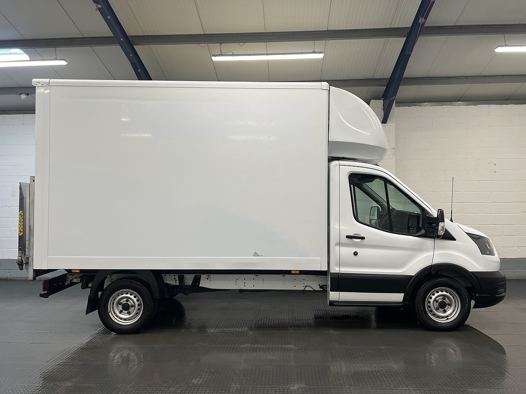 Ford Transit Custom 350 Ecoblue Leader 2.0 Luton HV22YXF White #5