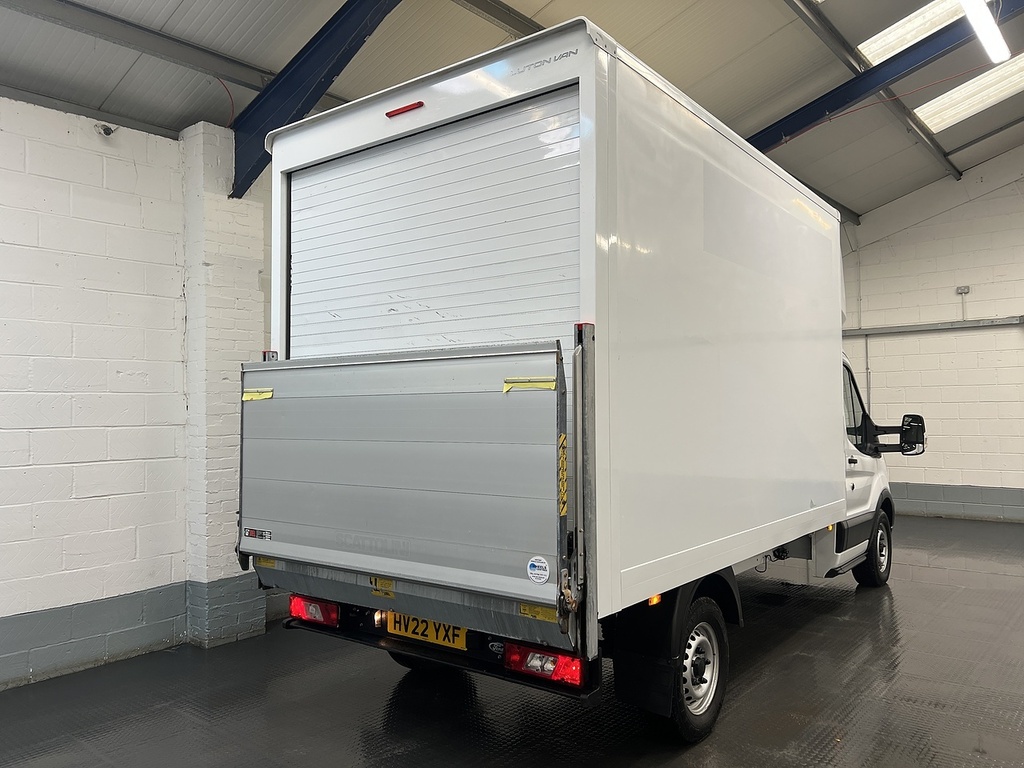 Ford Transit Custom 350 Ecoblue Leader 2.0 Luton HV22YXF White #4