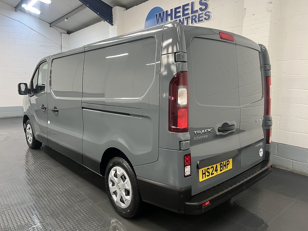 Renault Trafic 2.0 Dci Blue Ll30 Advance Panel Van Man HS24BHP Grey #3