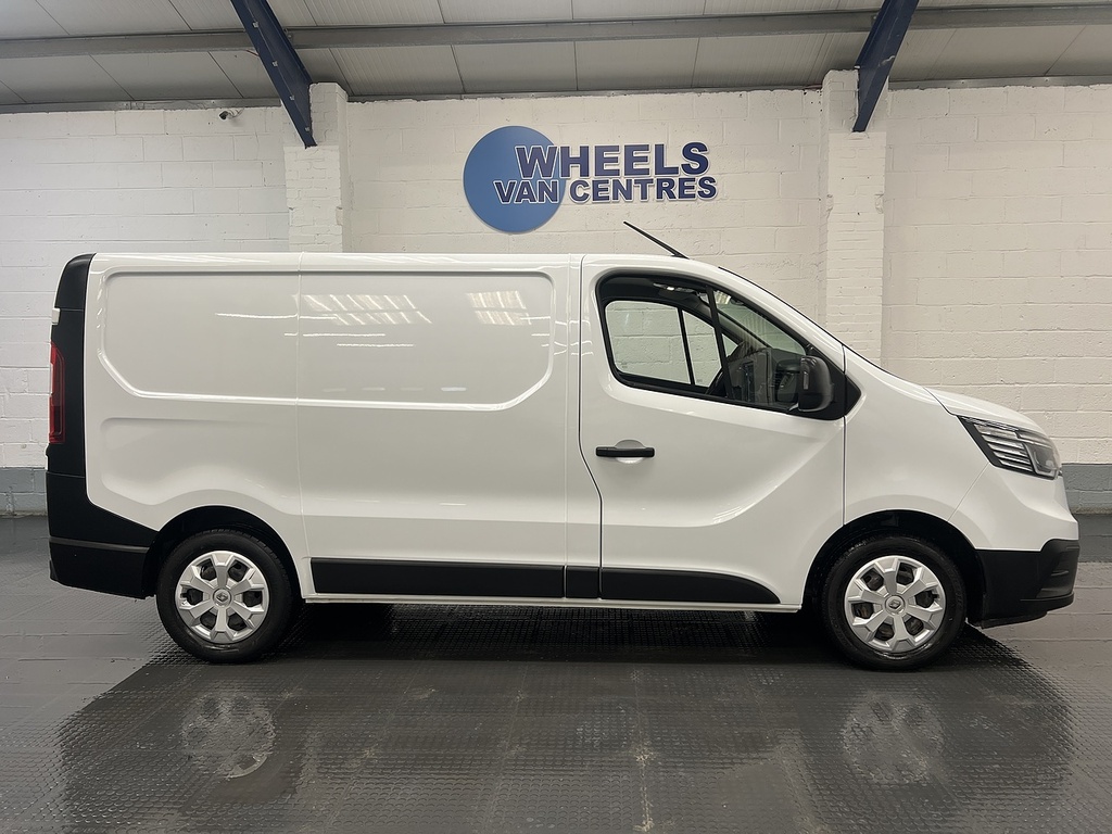 Renault Trafic 2.0 Dci Blue Sl28 Business Panel Van Ma HN23NFG White #6