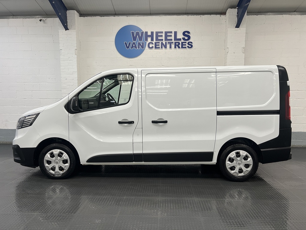 Renault Trafic 2.0 Dci Blue Sl28 Business Panel Van Ma HN23VHM White #2