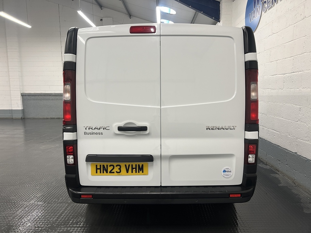 Renault Trafic 2.0 Dci Blue Sl28 Business Panel Van Ma HN23VHM White #4