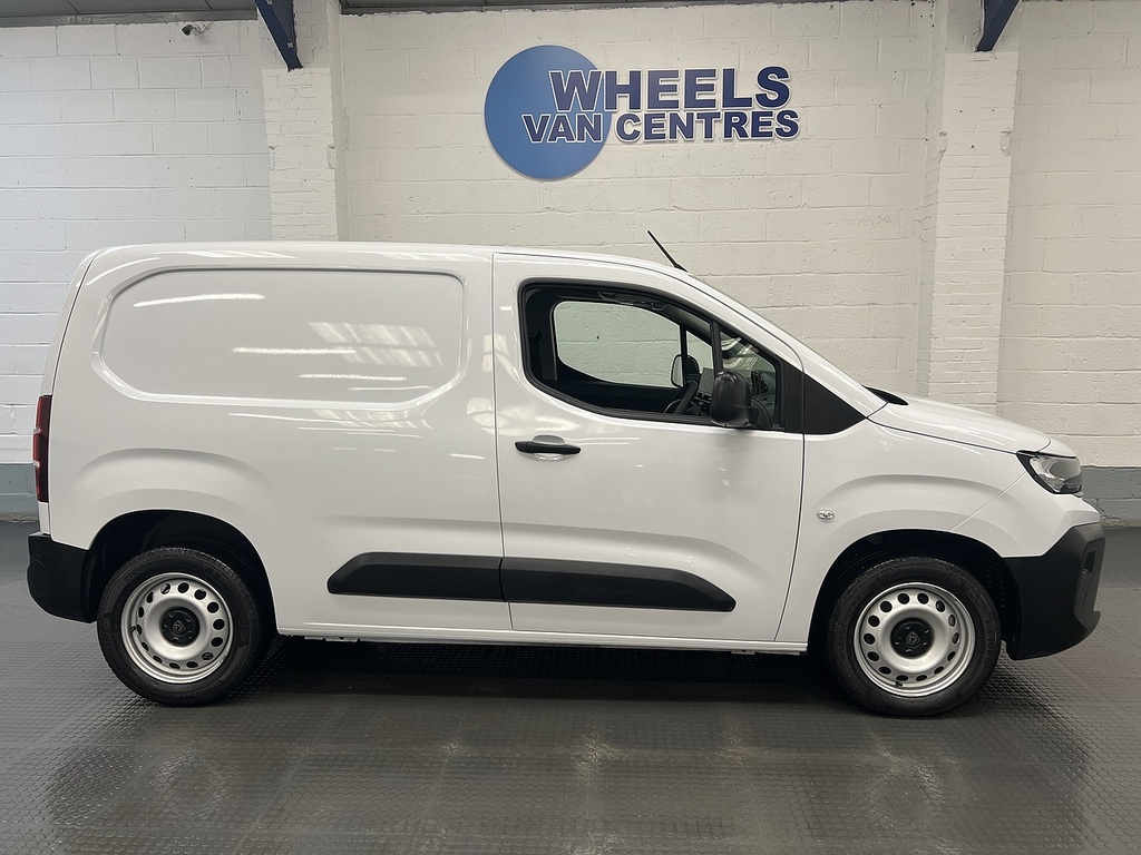 Peugeot Partner 1.5 Bluehdi 1000 Professional Standard Panel Van 5 CA74FYE White #6