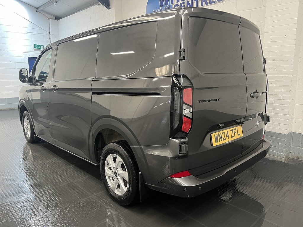 Ford Transit Custom 2.0 300 Ecoblue Limited Panel Van Manua WN24ZFL #3