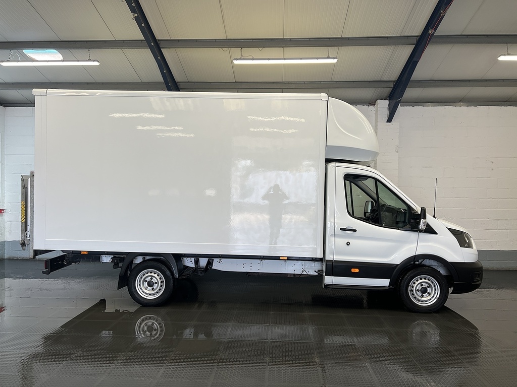 Ford Transit Custom 2.0 350 Ecoblue Leader Luton Van LF23AUZ White #4