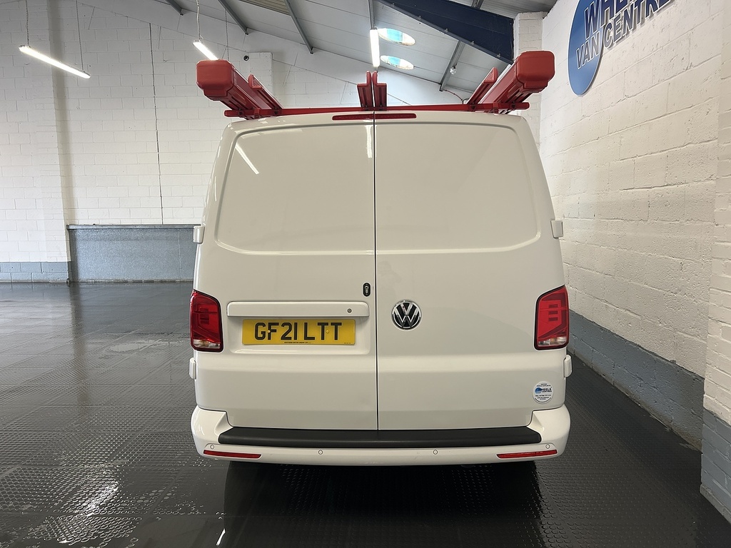Volkswagen Transporter 2.0 Tdi T28 Highline Panel Van F GF21LTT White #4