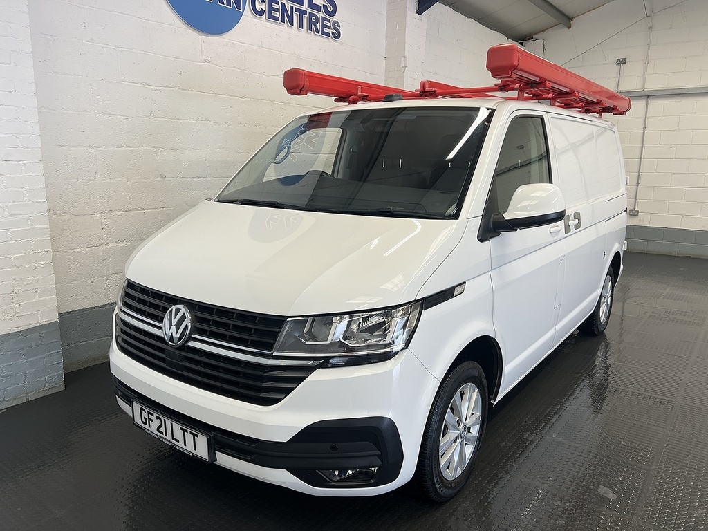Volkswagen Transporter 2.0 Tdi T28 Highline Panel Van F White