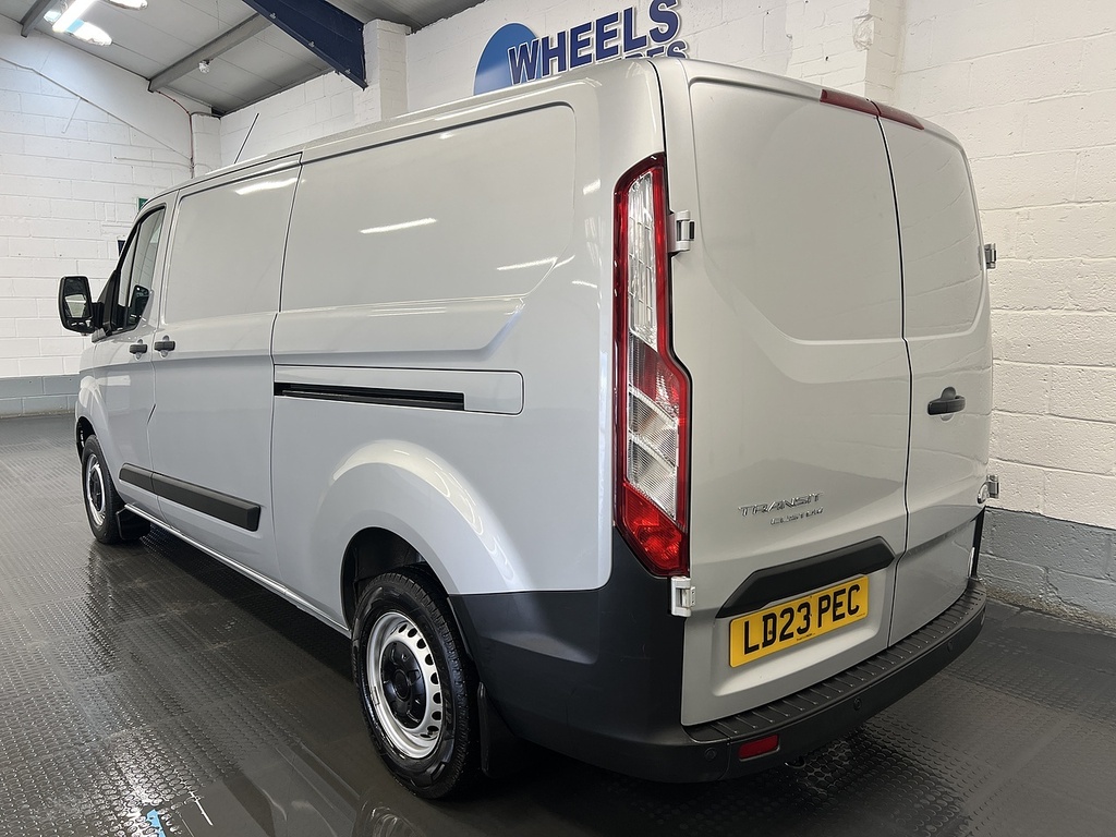 Ford Transit Custom 2.0 300 Ecoblue Leader Panel Van LD23PEC Silver #3