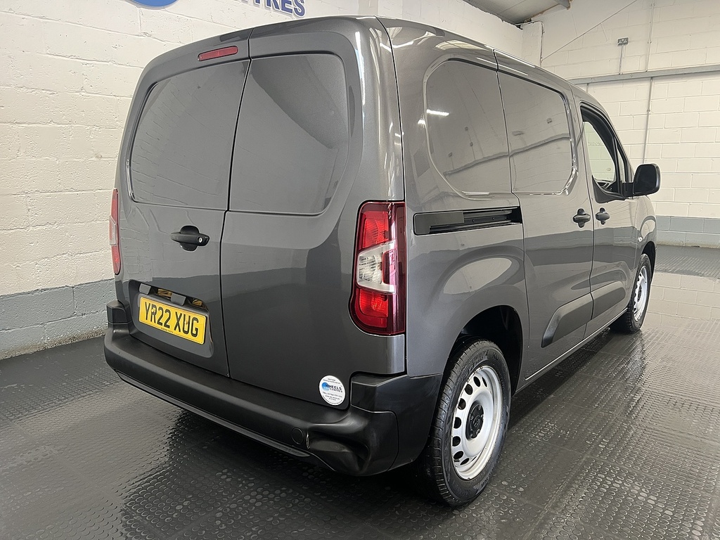 Toyota Proace City 1.5 Bluehdi Active Short Panel Van Manu YR22XUG Grey #5