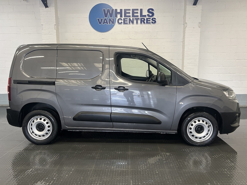 Toyota Proace City 1.5 Bluehdi Active Short Panel Van Manu YR22XUG Grey #6