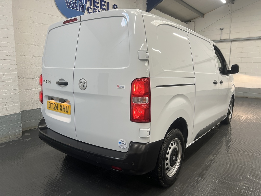 Vauxhall Vivaro 1.5 Turbo D Prime Panel Van 6Dr Swb DT24XHU White #5