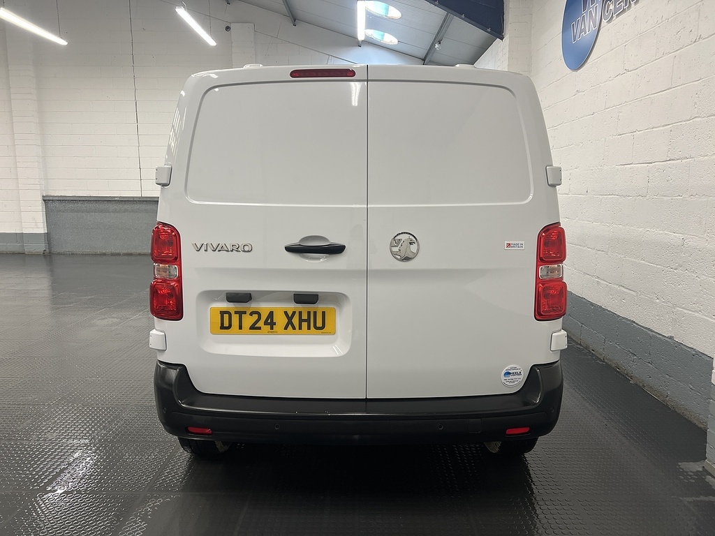 Vauxhall Vivaro 1.5 Turbo D Prime Panel Van 6Dr Swb DT24XHU White #4