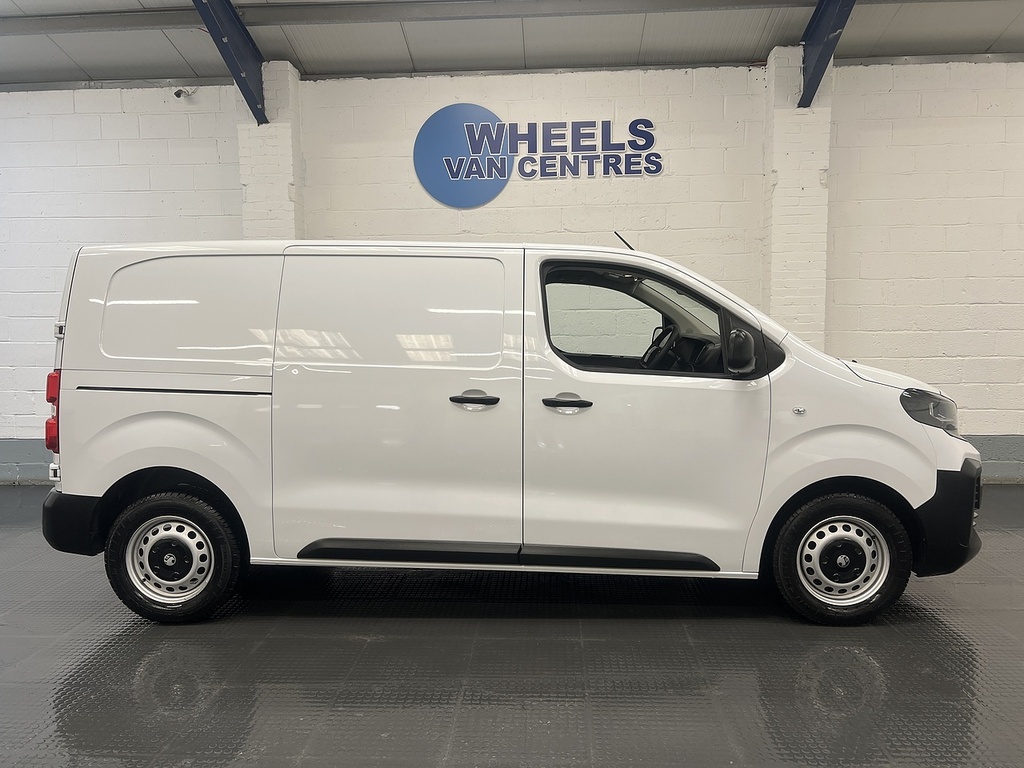 Vauxhall Vivaro 1.5 Turbo D Prime Panel Van 6Dr Swb DT24XHU White #6