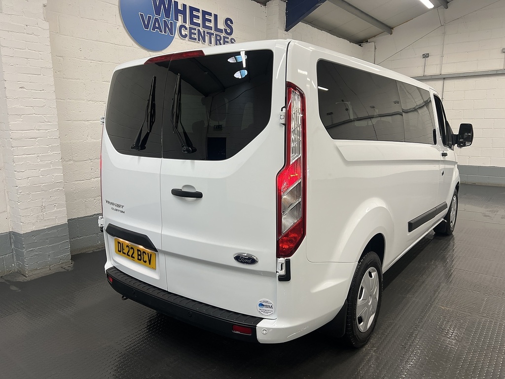 Ford Transit Custom 320 Ecoblue Trend 2.0 Minibus DL22BCV White #5