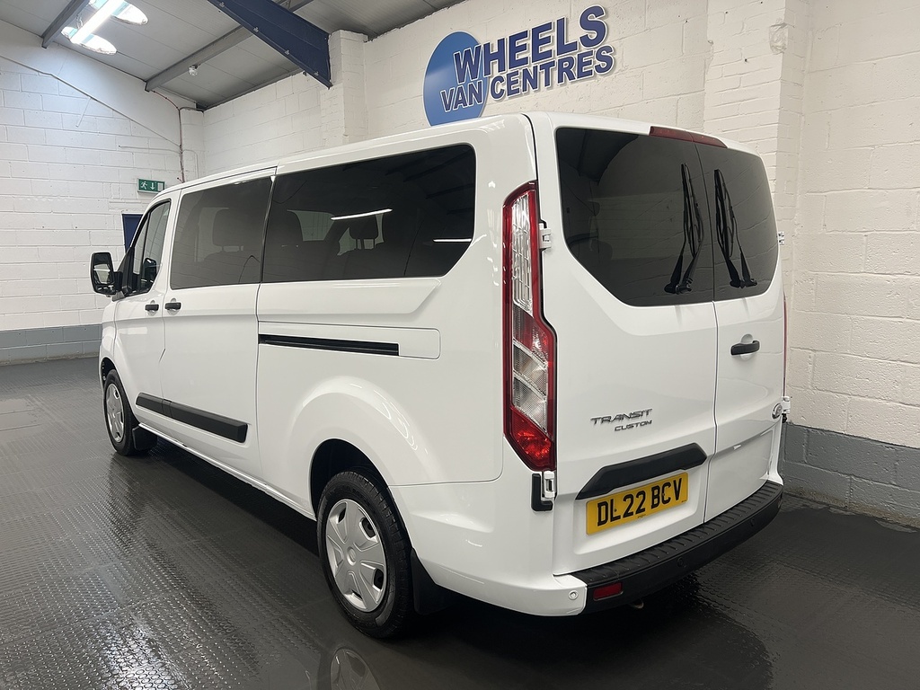 Ford Transit Custom 320 Ecoblue Trend 2.0 Minibus DL22BCV White #3